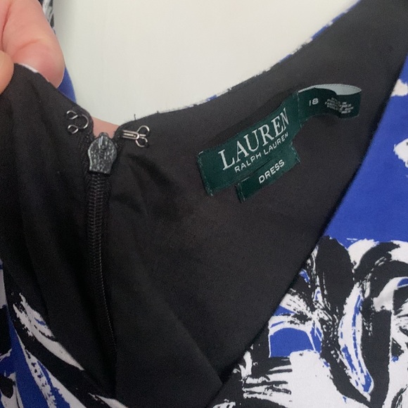 Ralph Lauren floral dress - Picture 4 of 5